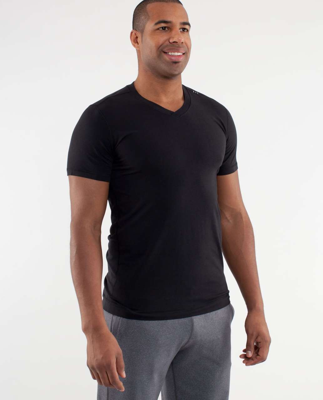 Lululemon 5 Year Basic V - Black (First Release)