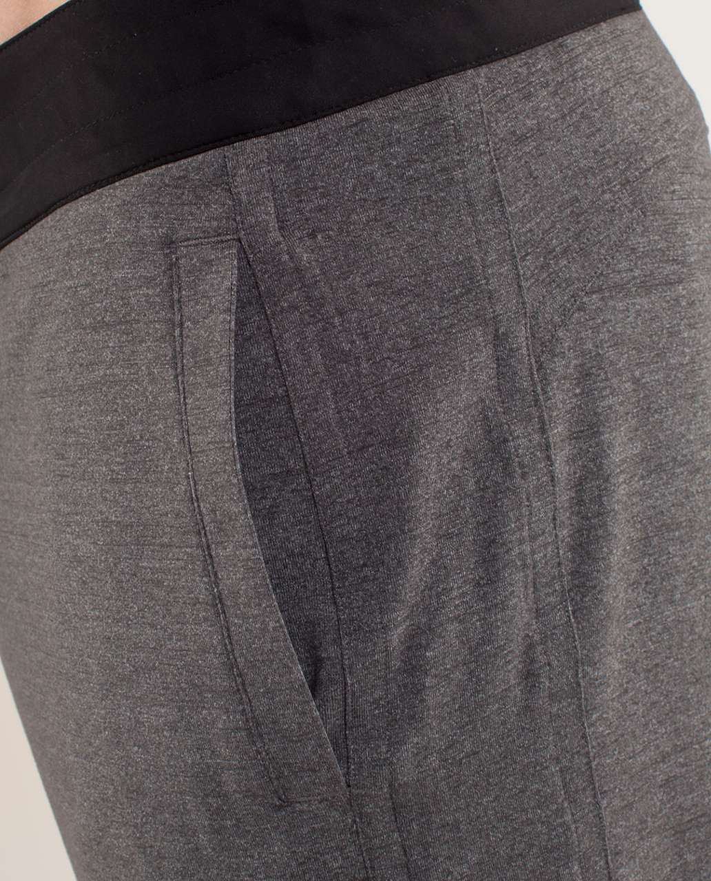 Lululemon Power Yoga Short - Heathered Soot / Black