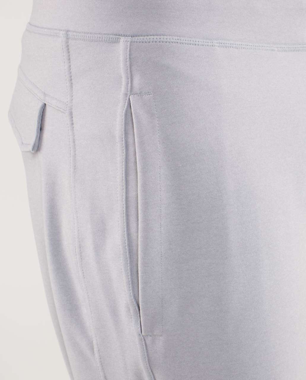 Lululemon Kung Fu Pant (Regular) - Heathered Silver Slate