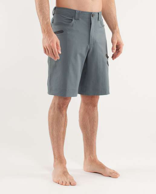 Lululemon Cadence Short - lulu fanatics