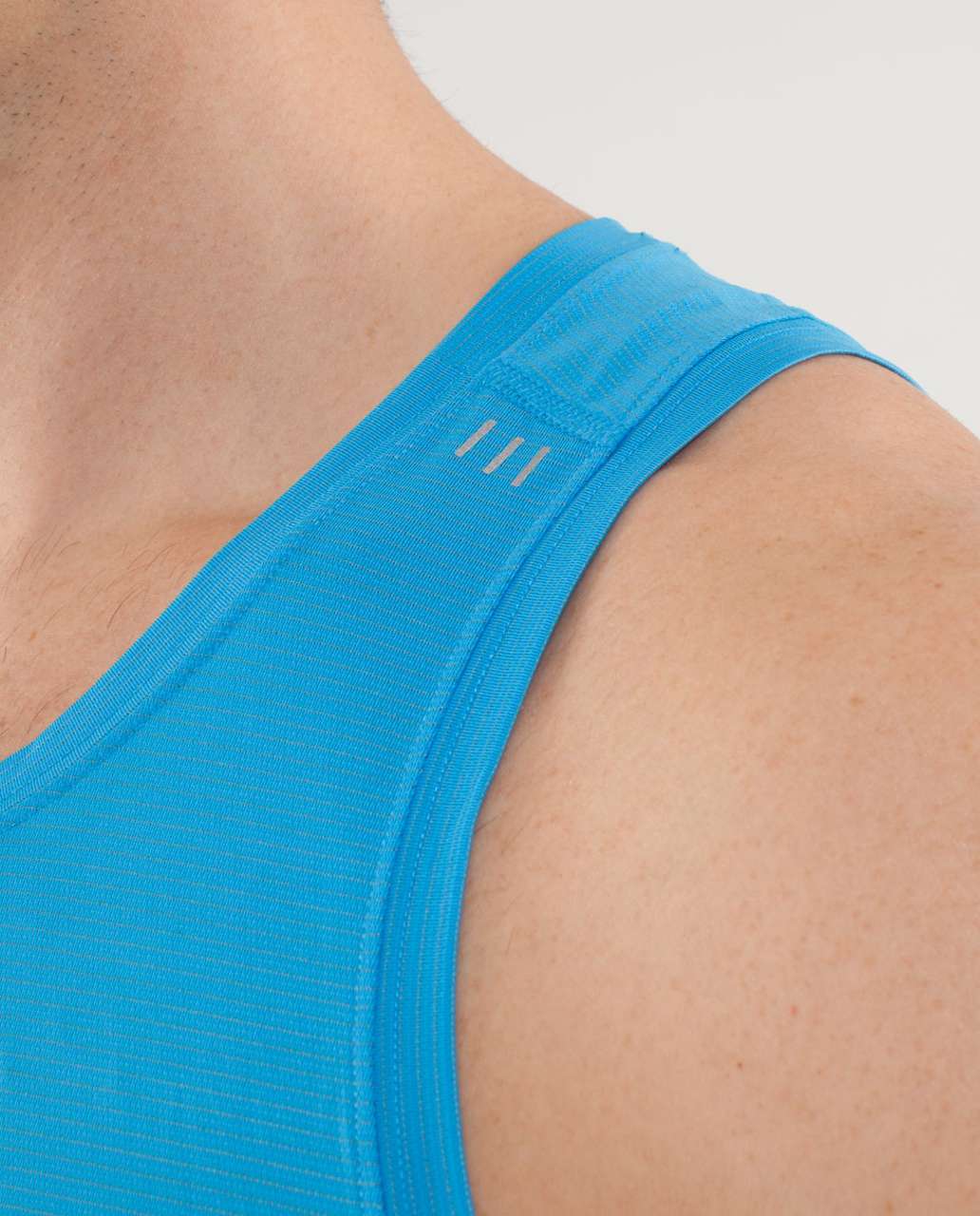 Lululemon Tempo Singlet - Kayak Blue