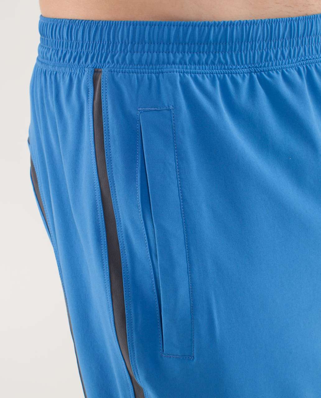 Lululemon Run:  Response Short - Lakemont Blue