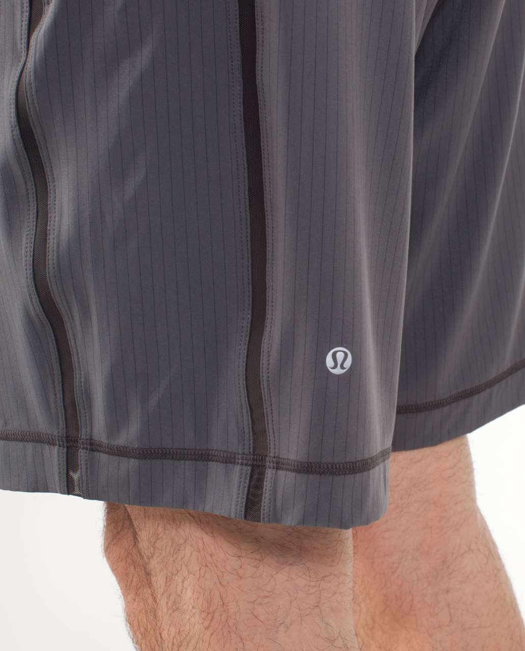 Lululemon Run:  Response Short - Chalk Stripe Printed - Dark Slate / Soot (stripe)