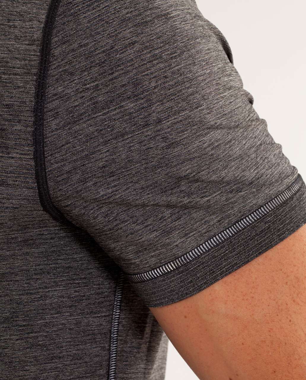 Lululemon Reverse Sprint Short Sleeve - Heathered Black