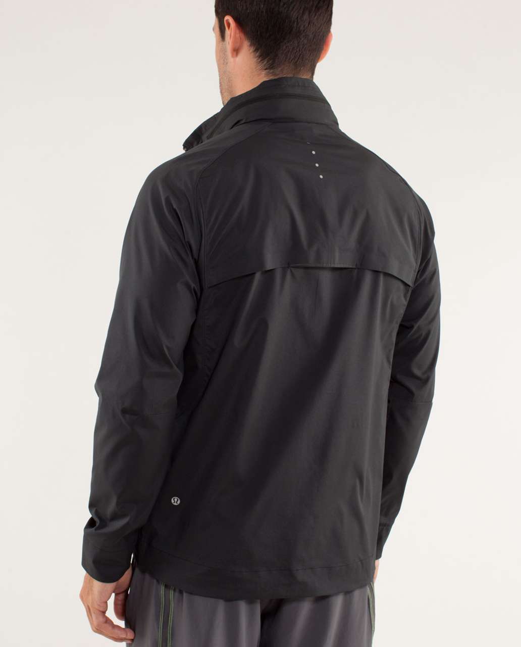 LULULEMON GATHER AND SPRINT JACKET 4 BLACK LIGHTWEIGHT WATER REPELLENT  REFLECTIV 