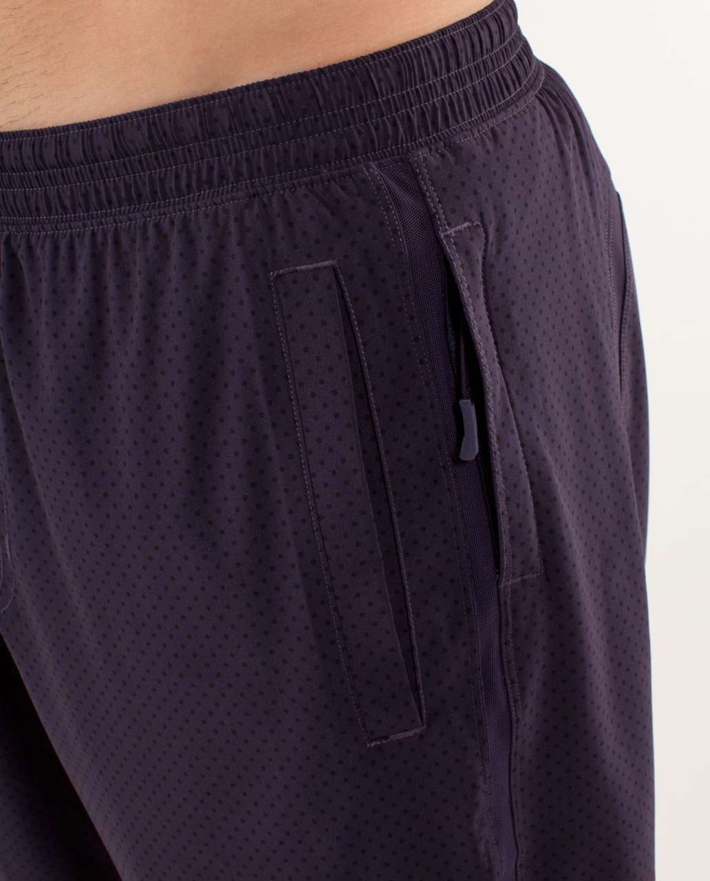 Lululemon Run:  Response Short - Reversed Mini Polka Dot Black Swan / Black