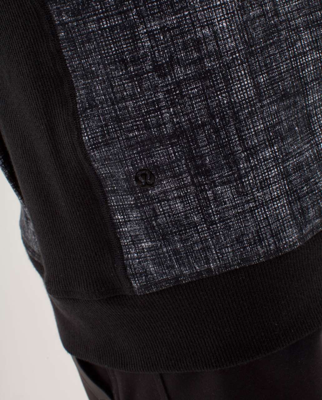 Lululemon Sequence Hoodie - Scratchthattexture White Black