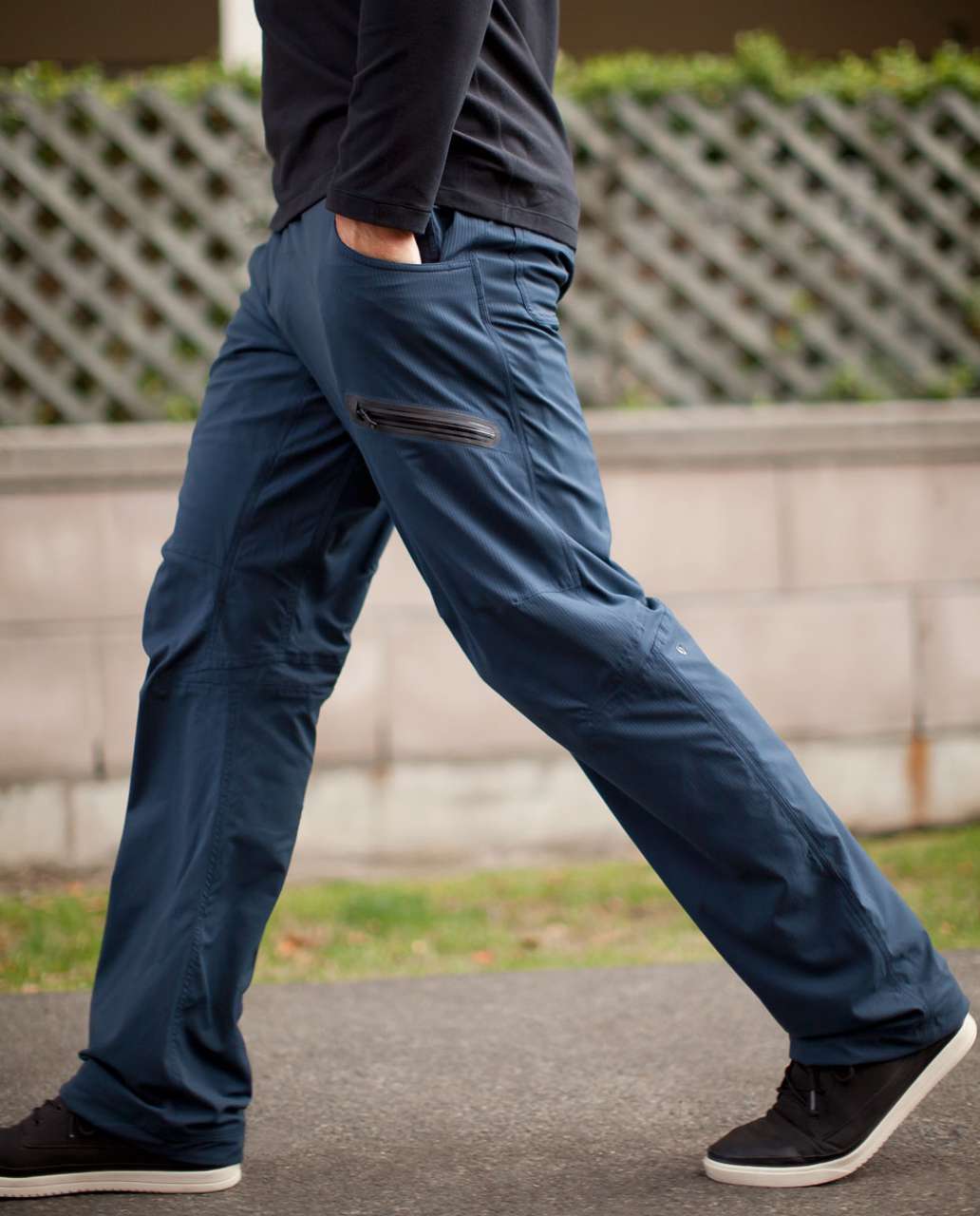 Lululemon Seawall Track Pant *Lined - Black Iris Blue