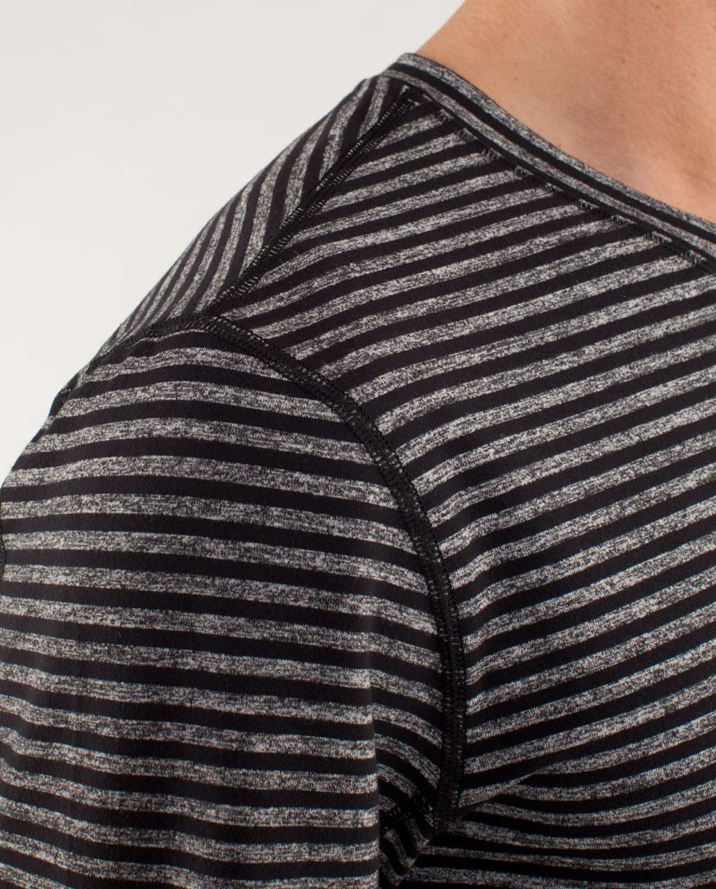 Lululemon Speed Long Sleeve - Classic Stripe Heathered Black / Black