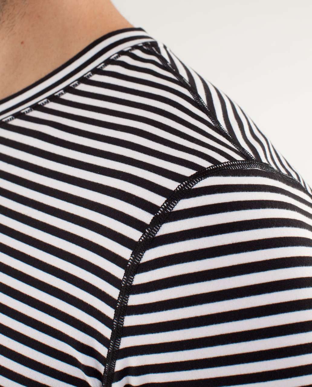 Lululemon Speed Long Sleeve - Classic Stripe Black White