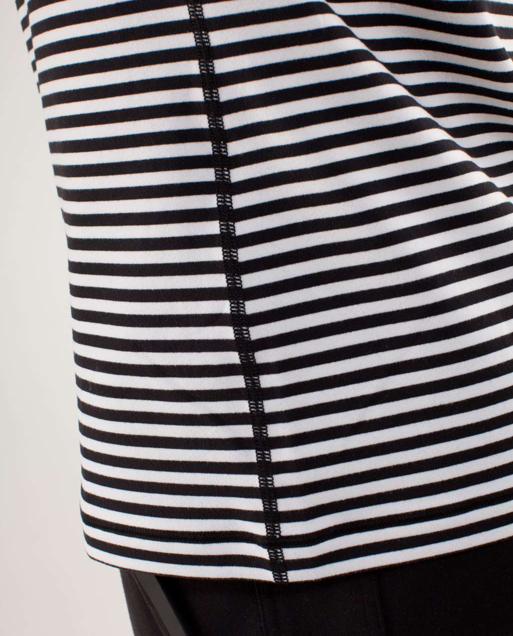 Lululemon Speed Long Sleeve - Classic Stripe Black White