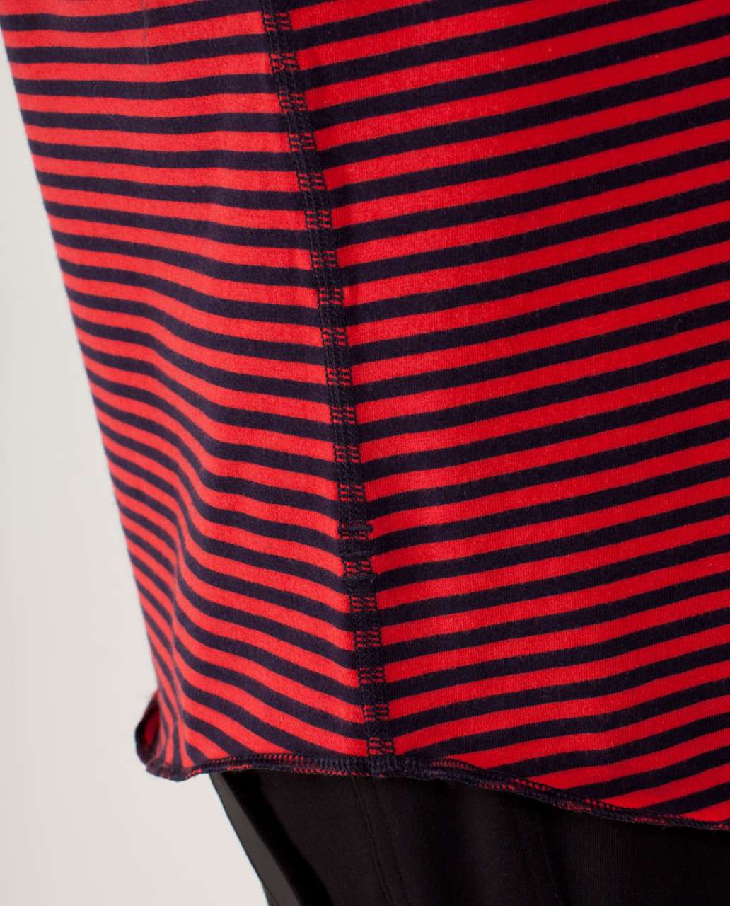 Lululemon 5 Year Basic Long Sleeve - Classic Stripe Black Swan Love Red