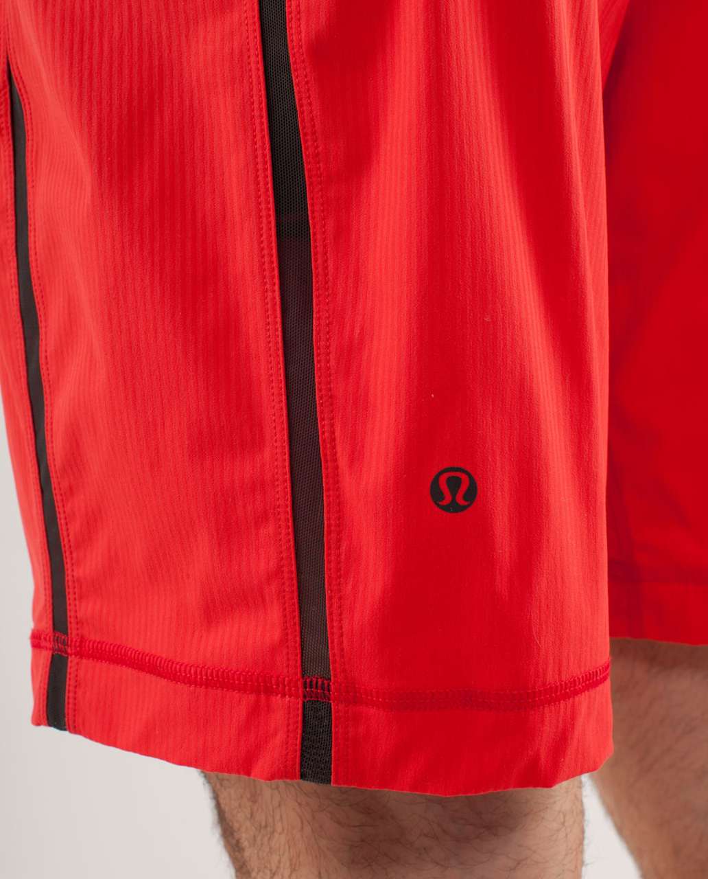 Lululemon Run:  Response Short - Love Red / Soot