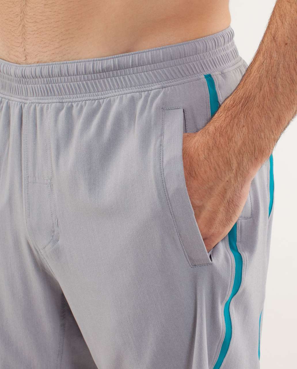 Lululemon Run:  Response Short - Heathered Smooth Silver / Surge