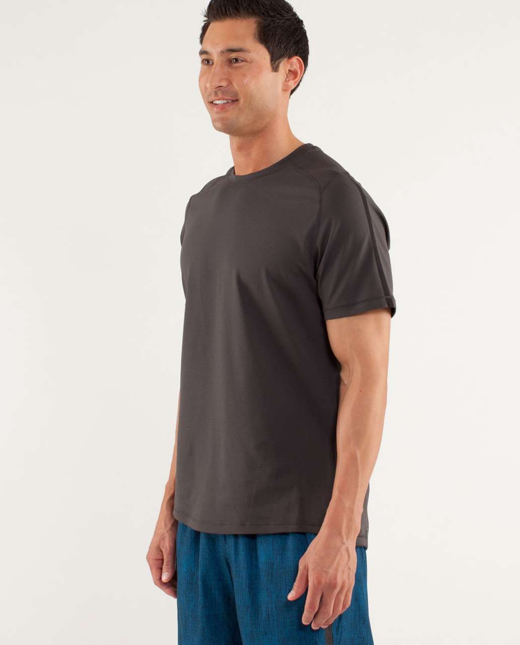 Lululemon Training Tech Short Sleeve - Soot