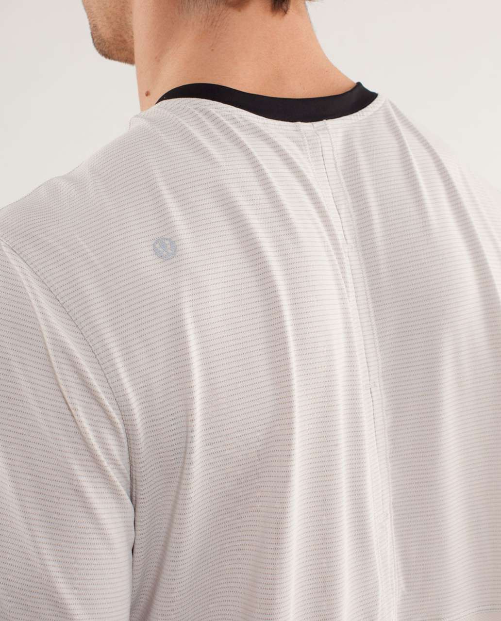 Lululemon Precise Tee *Mesh - Buff