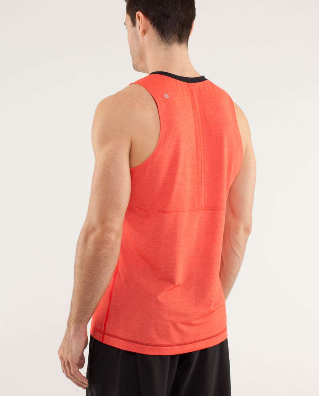 Lululemon Precise Singlet - Alarming