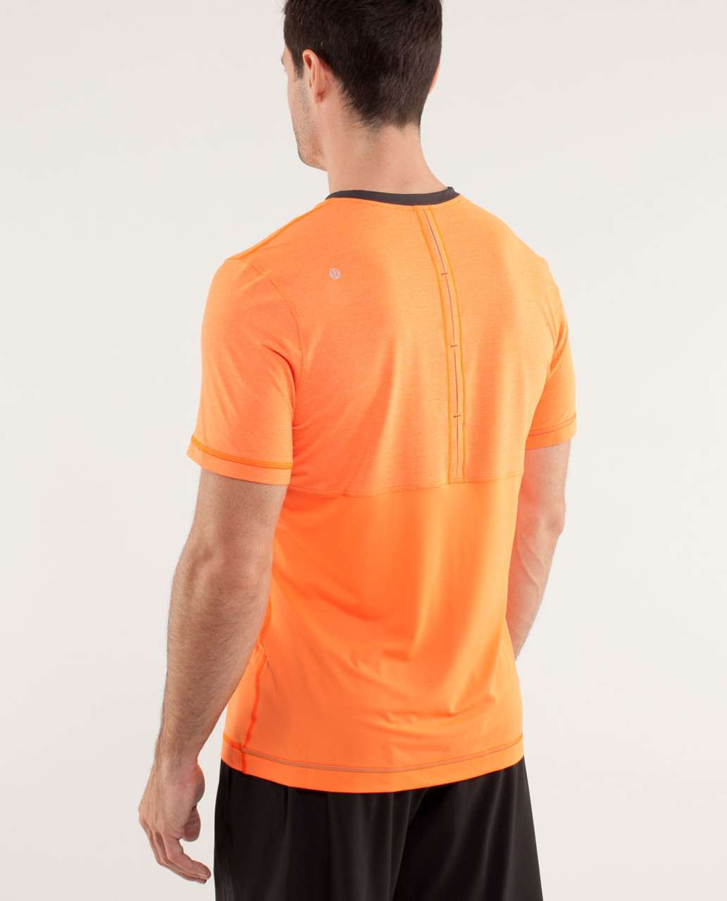 Lululemon Precise Tee *Mesh - Pizzaz