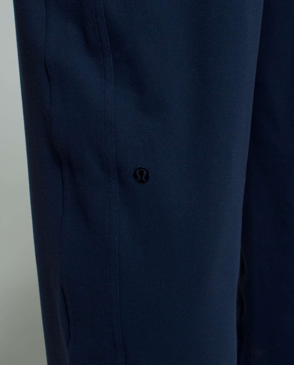 Lululemon Kung Fu Pant (Regular) - Inkwell