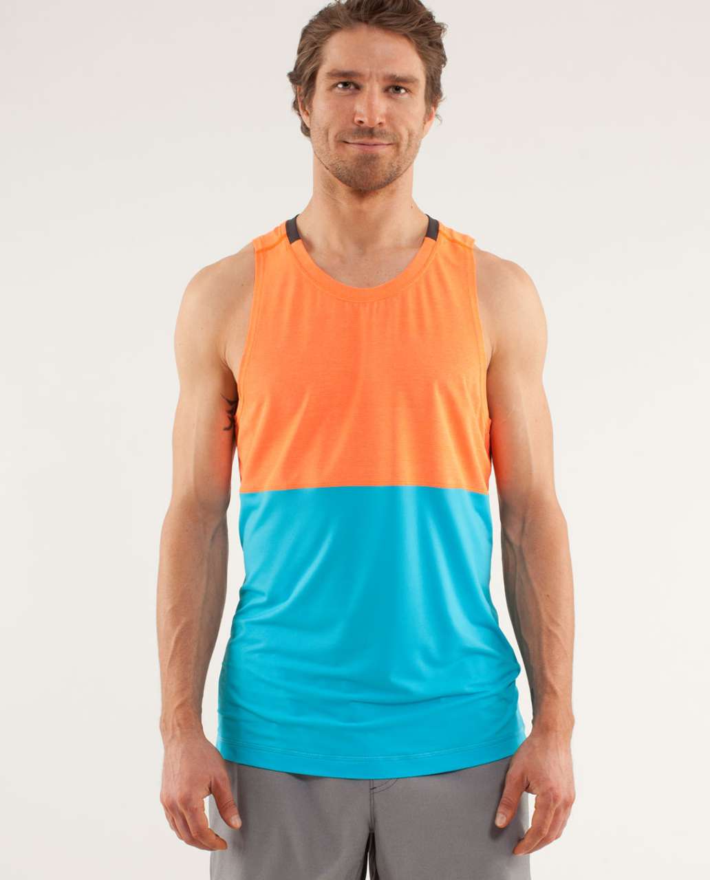 Lululemon Precise Singlet *Mesh - Pizzaz