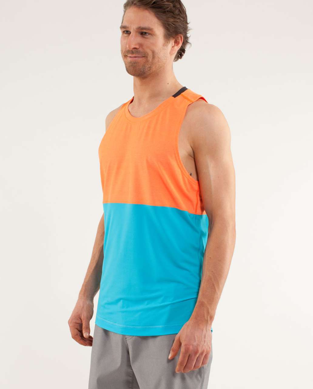 Lululemon Precise Singlet *Mesh - Pizzaz