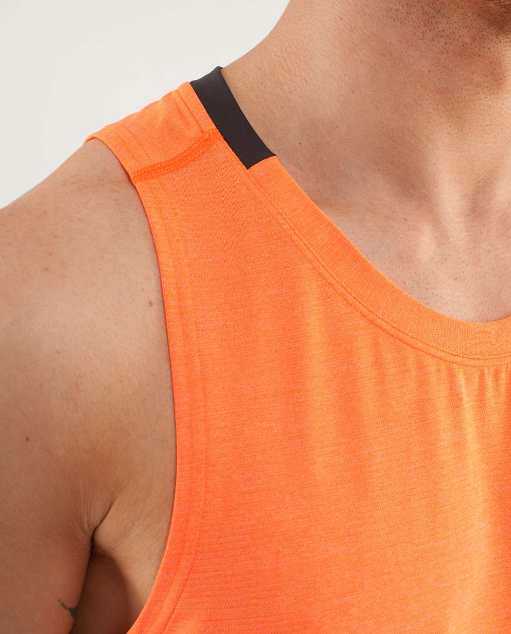 Lululemon Precise Singlet *Mesh - Pizzaz