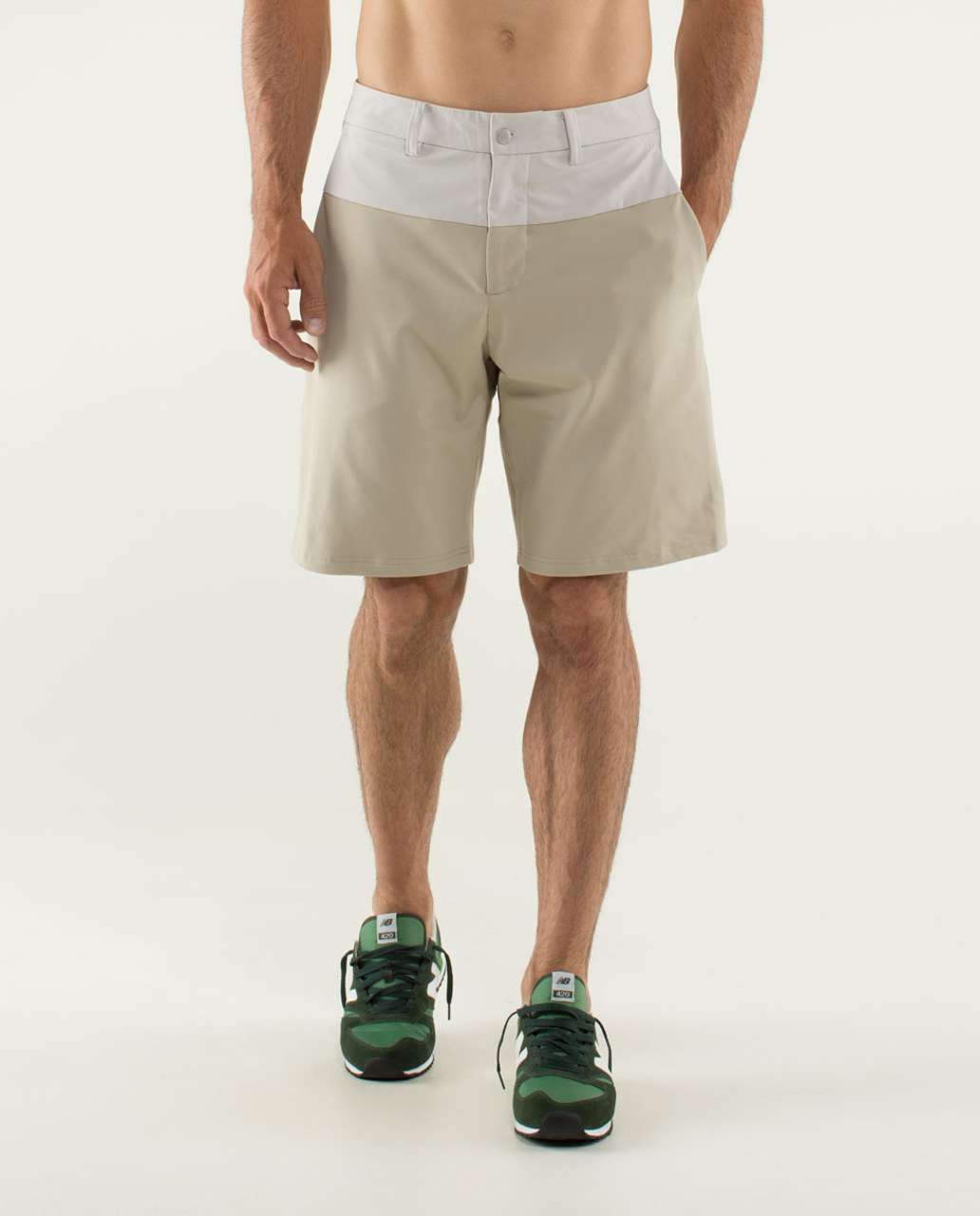 Lululemon Vital Short - Mojave Tan / Buff