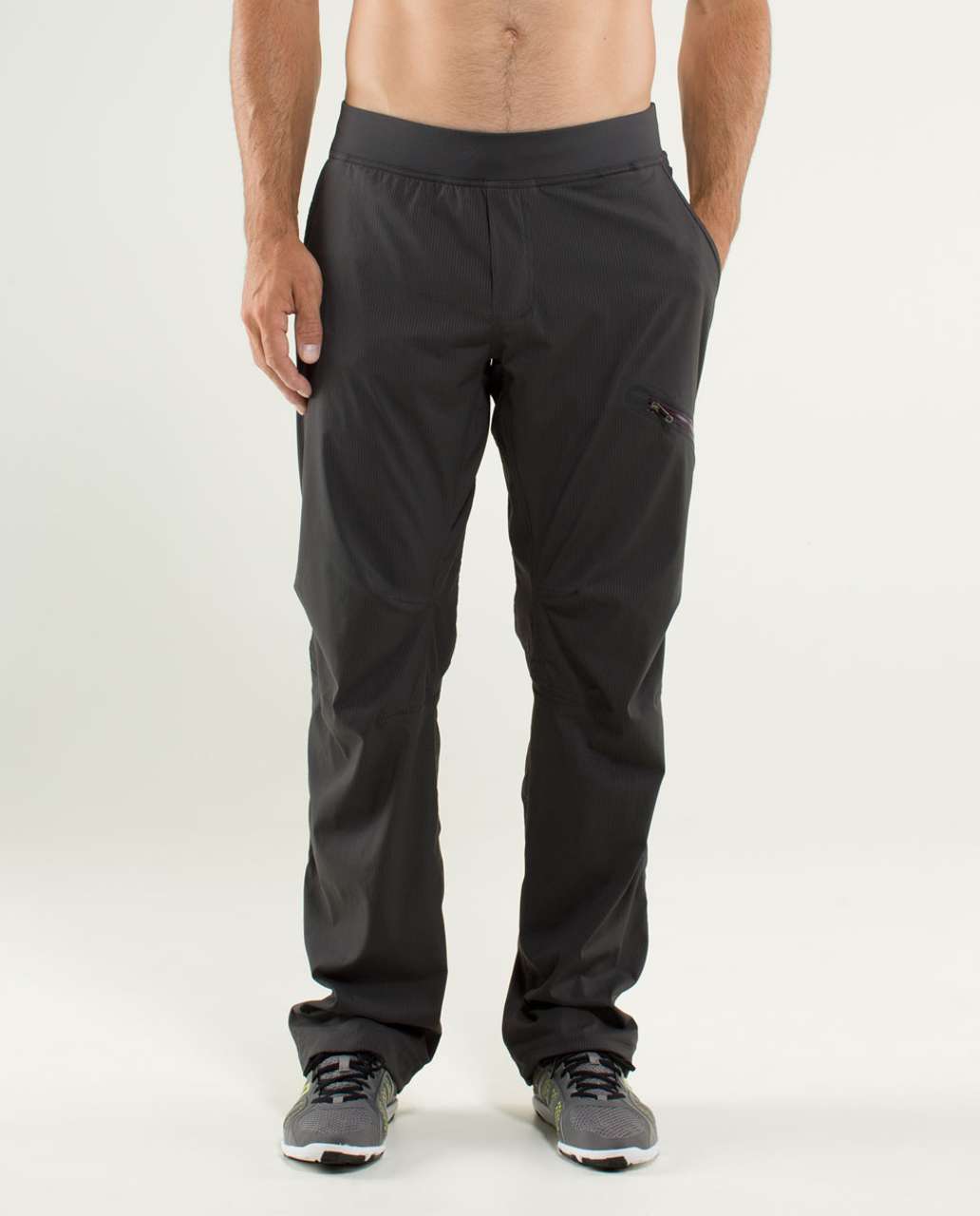 Lululemon Storm Field Pant *33 - Black - lulu fanatics