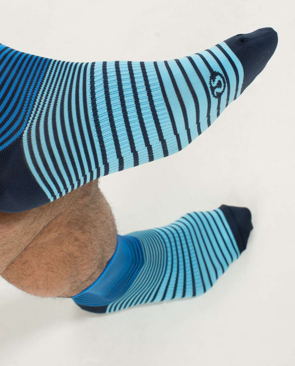 Lululemon Daily Sock - Wave Stripe Cornflower Blue Moon