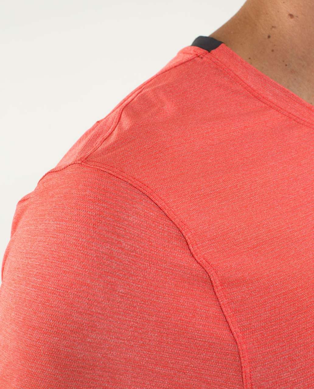 Lululemon Precision Tee *Silverescent - Heathered Love Red