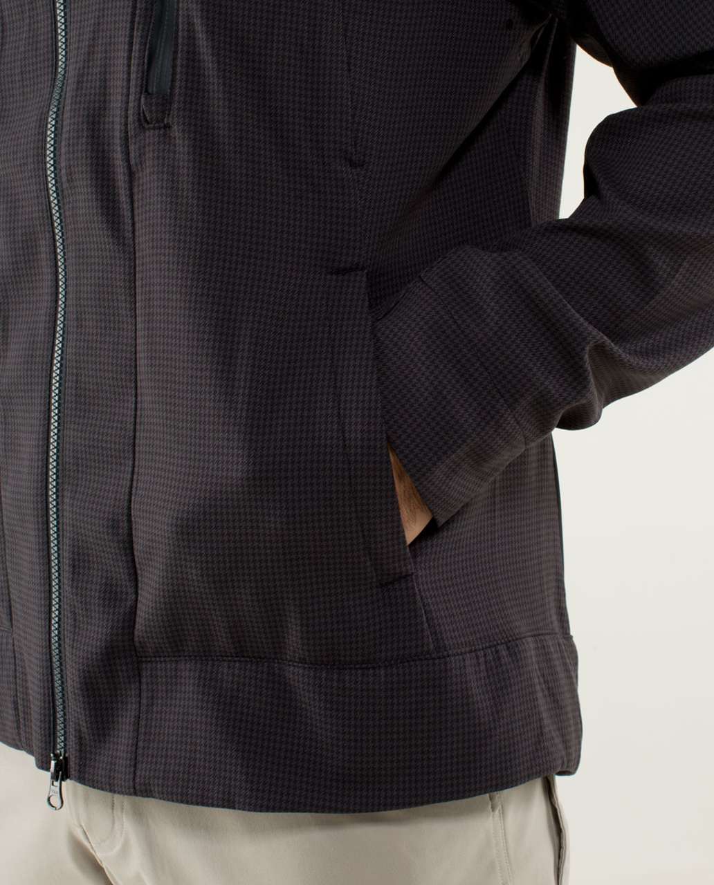 Lululemon Relay Jacket - Houndstooth Swift Black