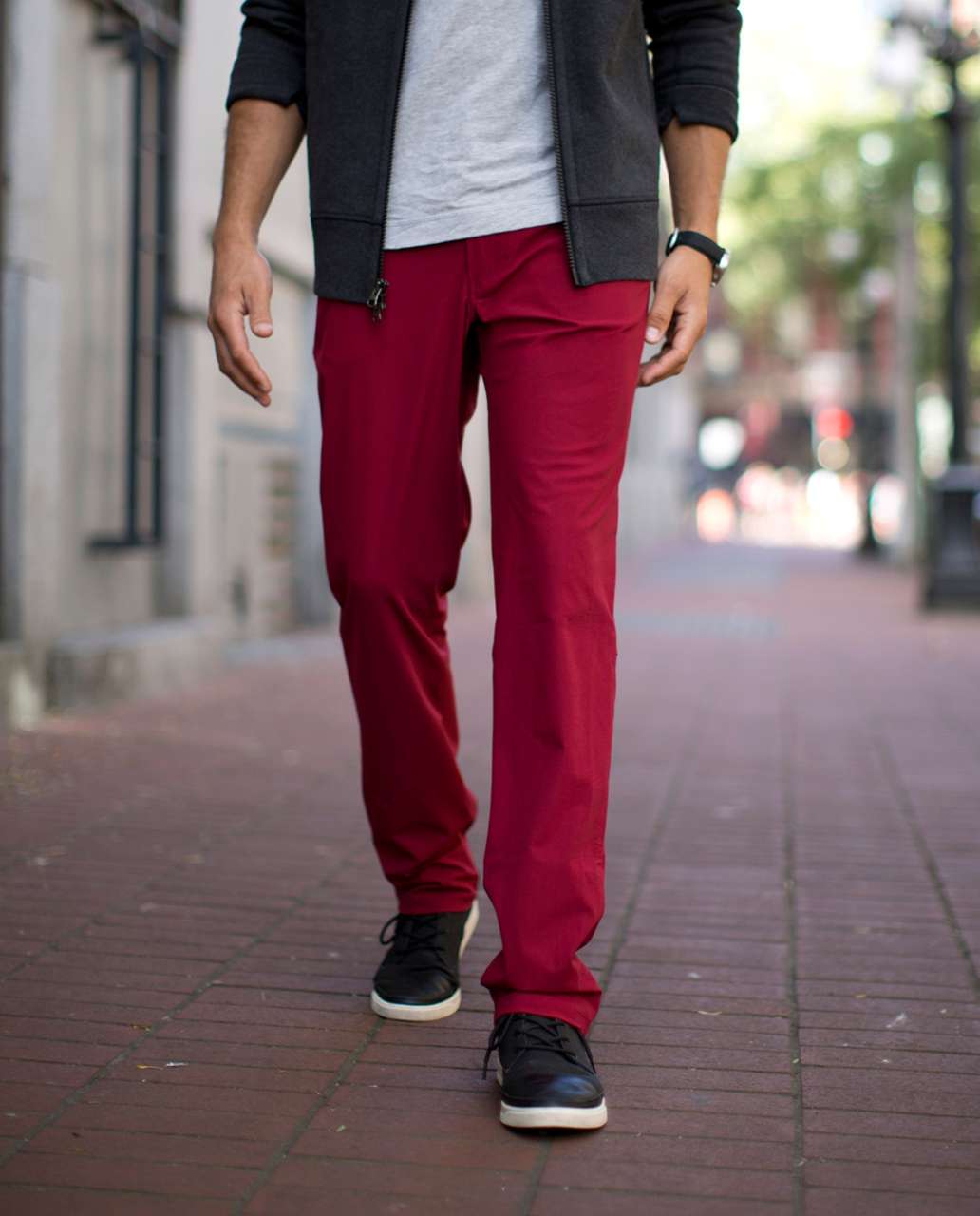 Lululemon Mission Pant II - Deepest Cranberry