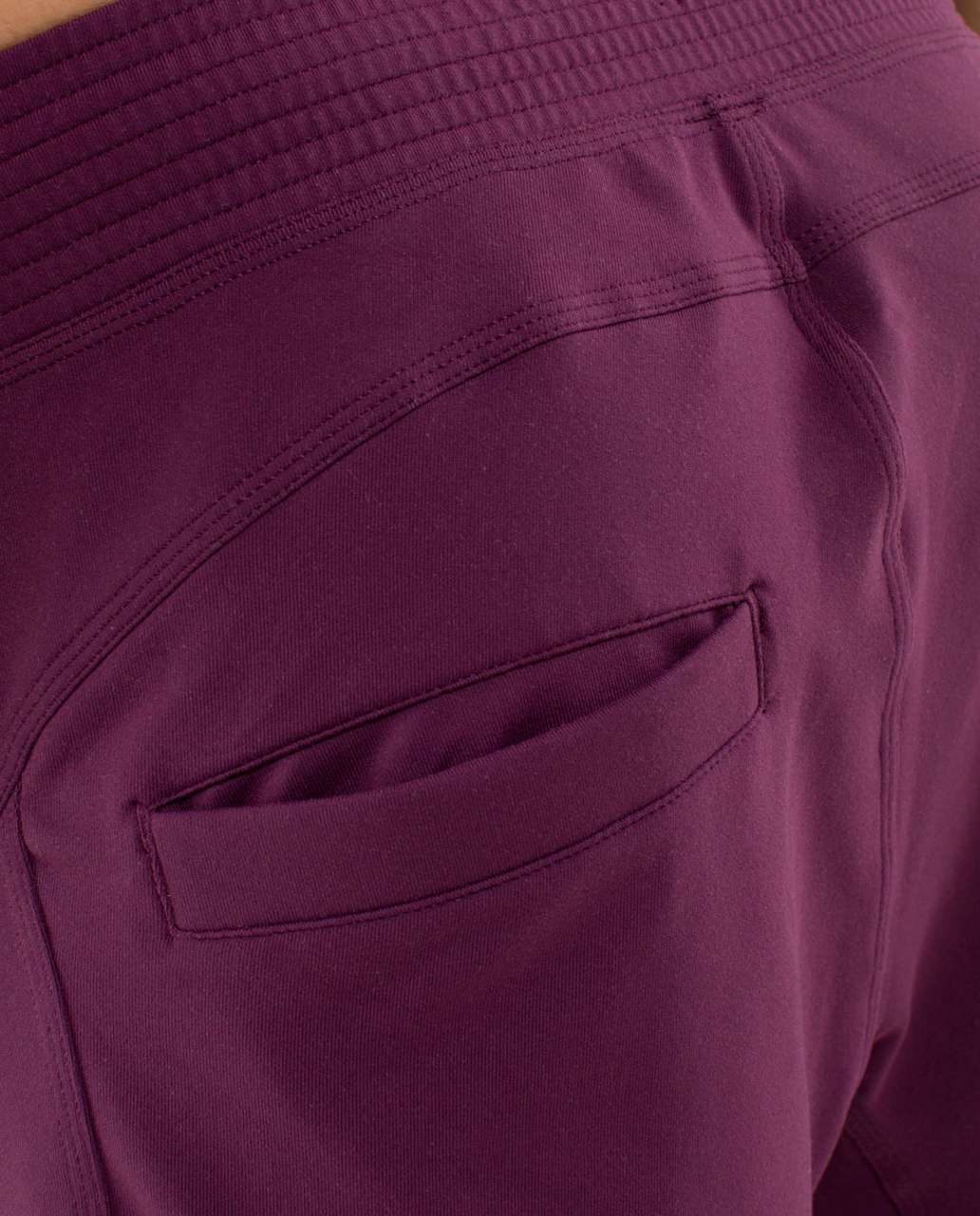 Lululemon Anti-Gravity Short - Plum