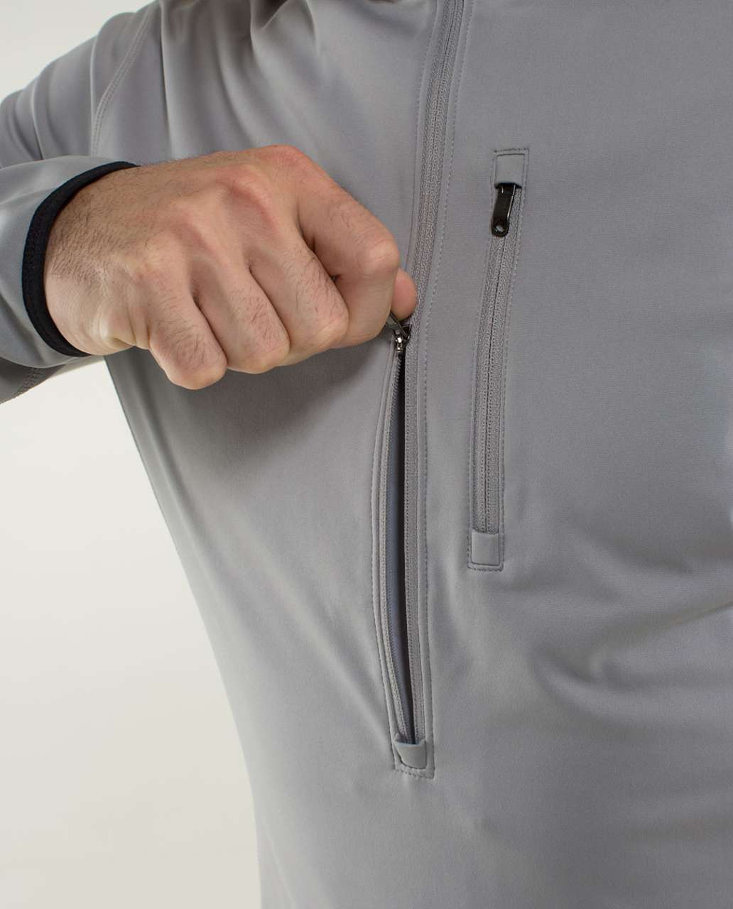 Lululemon Barricade 1/2 Zip - Ambient Grey