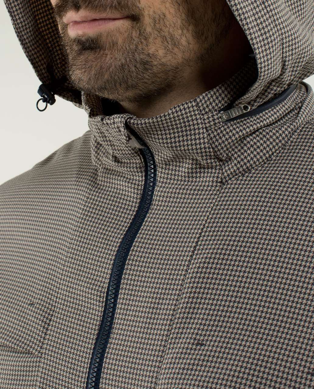 Lululemon Relay Jacket - Houndstooth Swift Mojave Tan / Soot / Inkwell