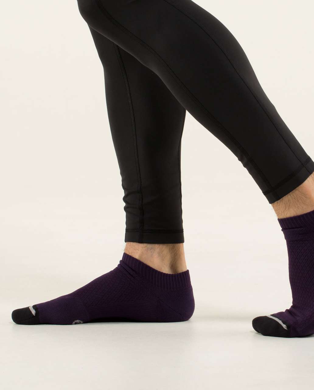 Lululemon Ultimate Low-Pro Run Sock - Mens Lo Pro Cross Mesh Deep Zinfandel