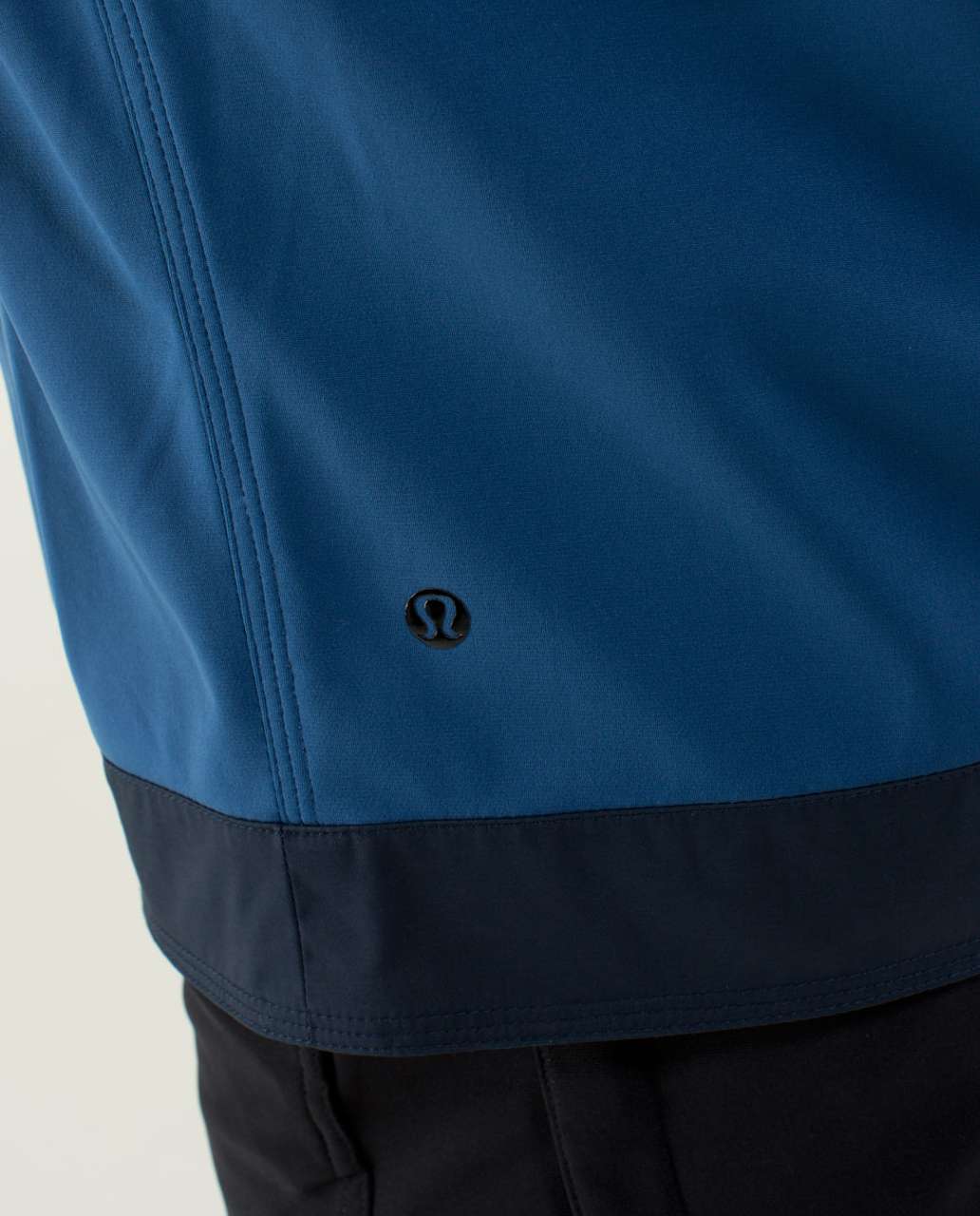 Lululemon Ventilator Jacket - Rugged Blue / Inkwell