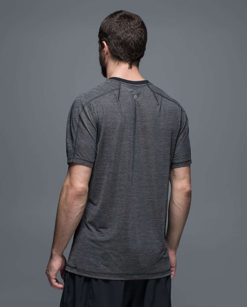 Lululemon Assert Tech Short Sleeve - Heathered Black / Black