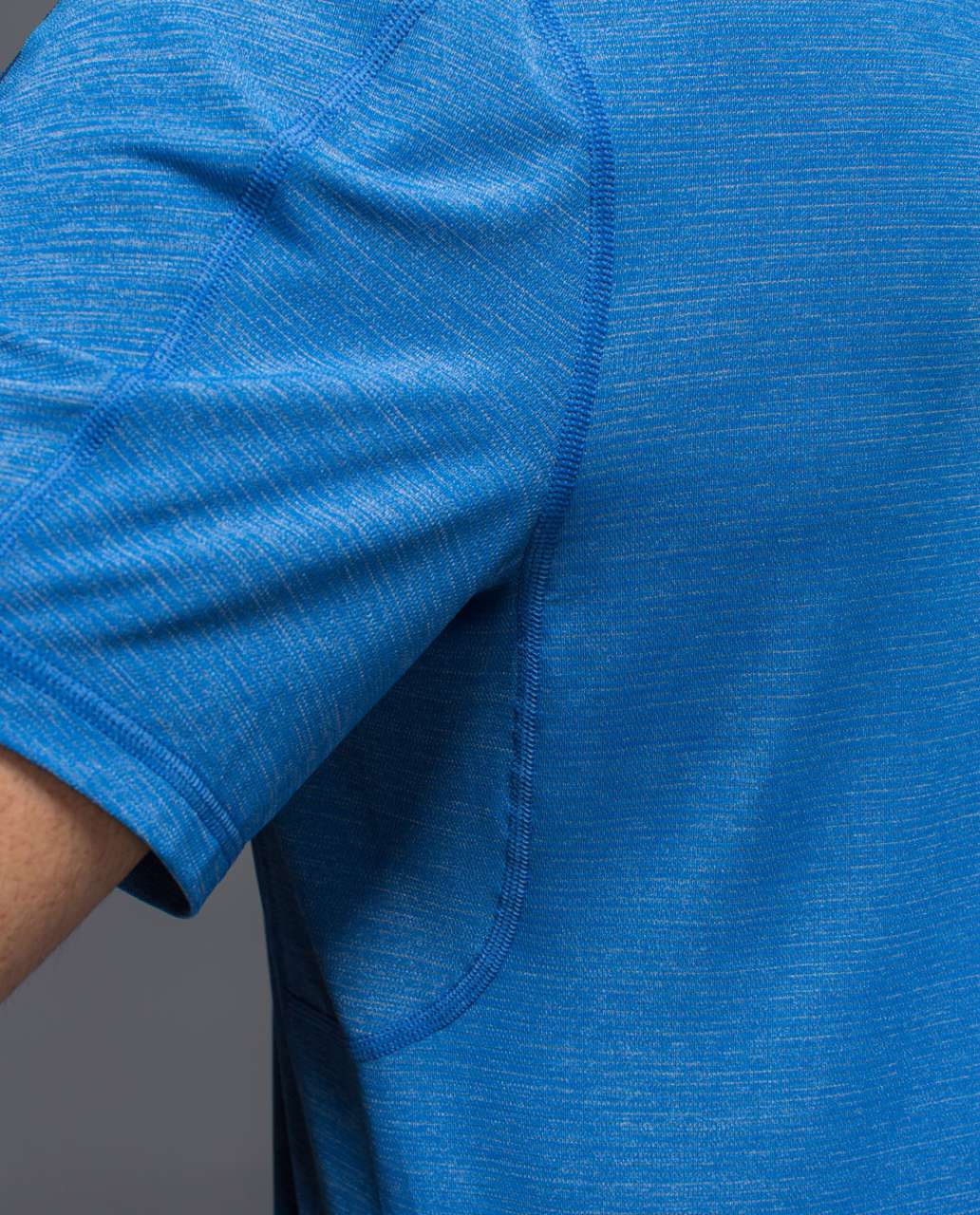 Lululemon Assert Tech Short Sleeve - Heathered Lakeside Blue / Black