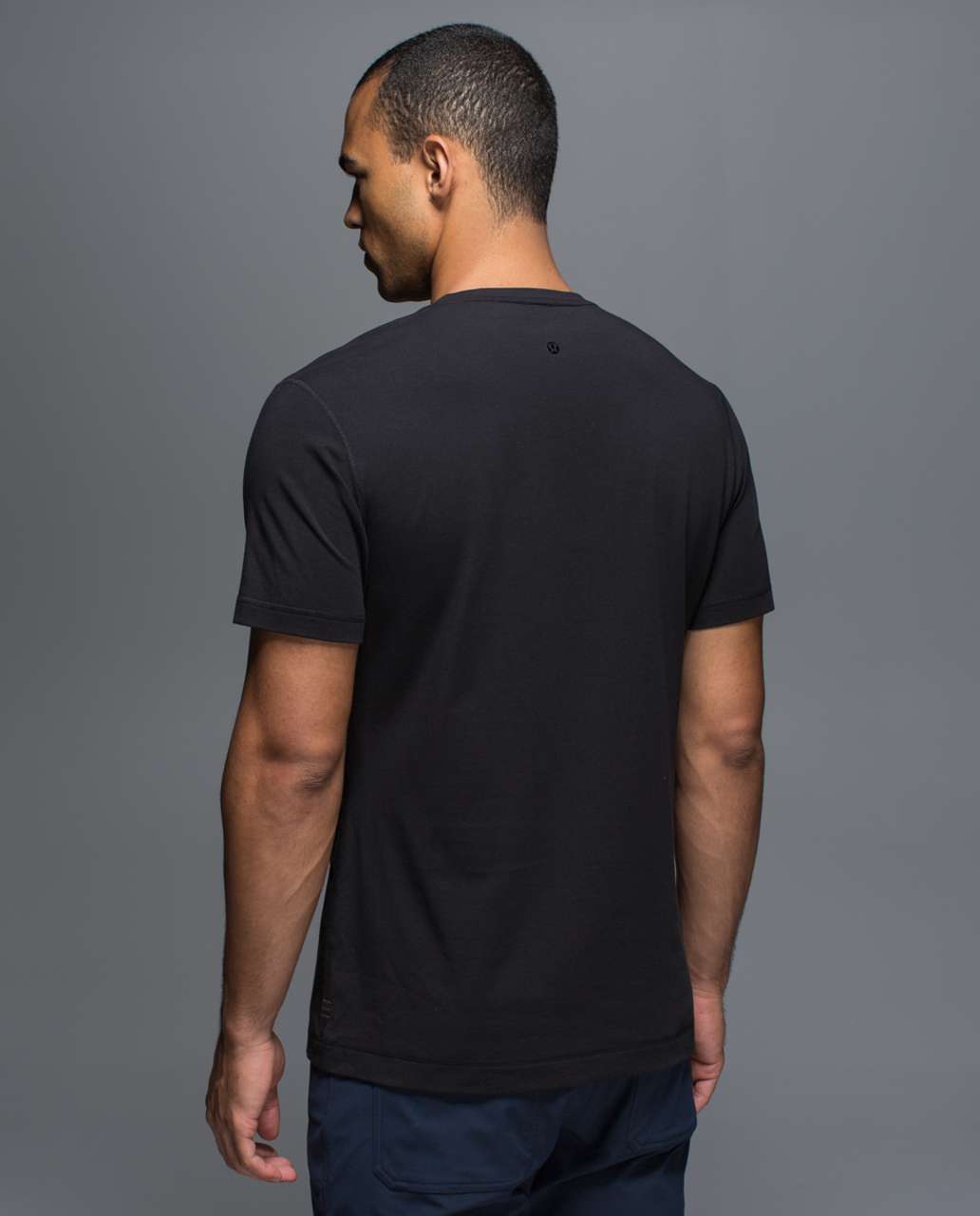 Lululemon 5 Year Basic V - Black (Fourth Release)