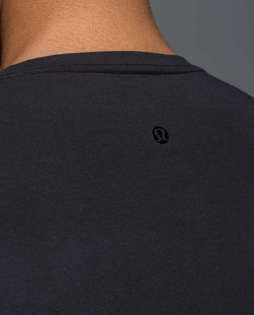 Lululemon 5 Year Basic V - Black (Fourth Release)