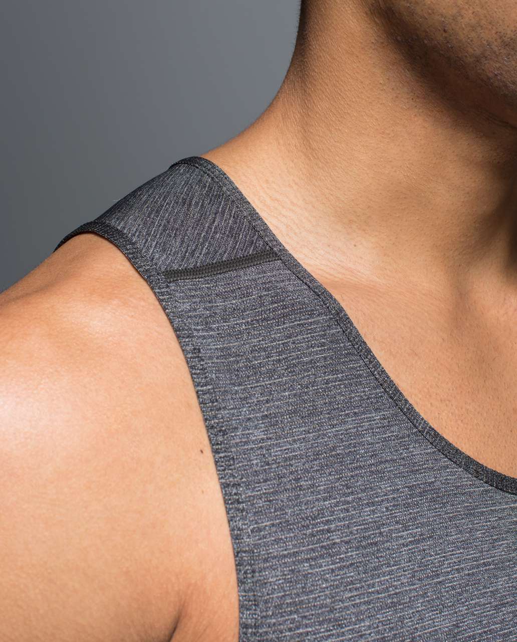 Lululemon Open Air Singlet - Heathered Black