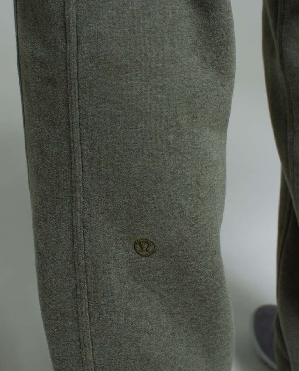 Lululemon Post Gravity Pant (Regular) - Heathered Fatigue Green / Fatigue Green