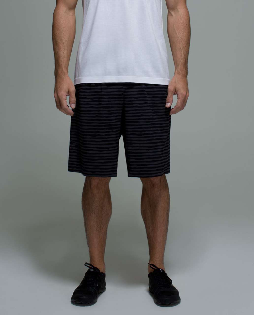 Lululemon Assert Short - Crooked Stripe Black / Soot