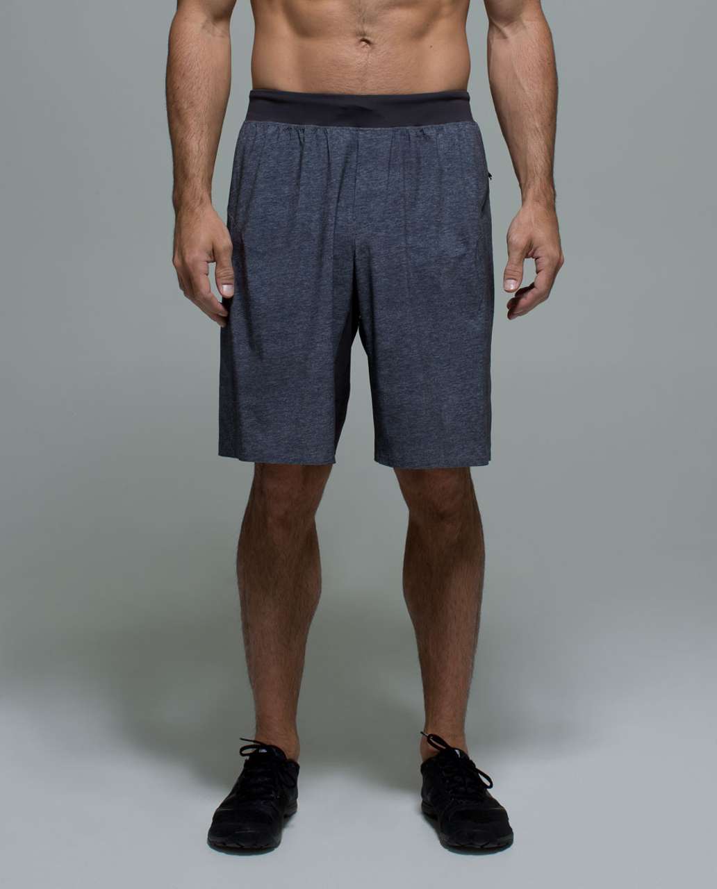 Lululemon Assert Short - Heathered Texture Printed Ambient Grey / Soot