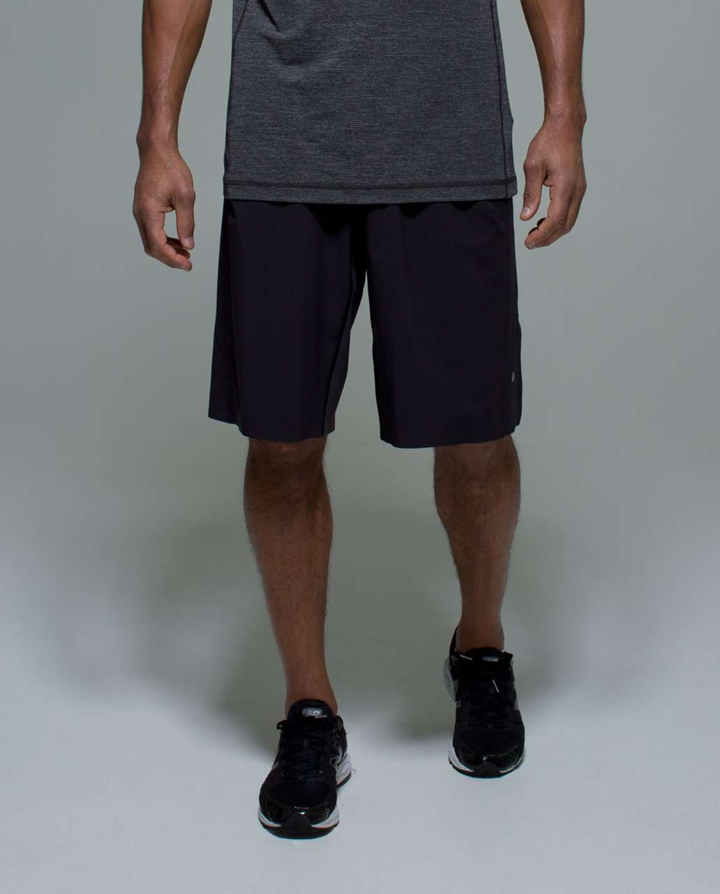 Lululemon Assert Short - Glacier Texture Surge Black / Black