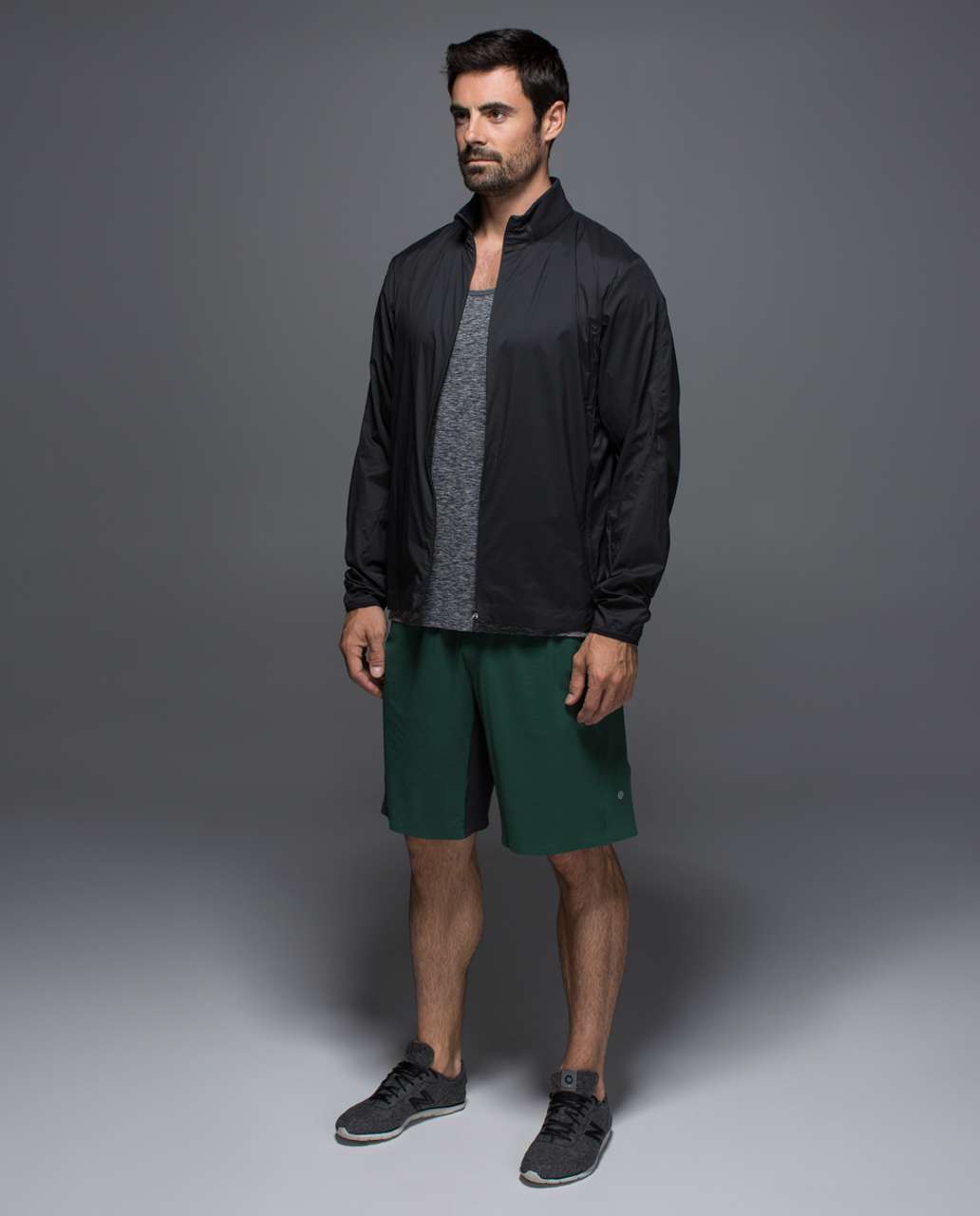 Lululemon Assert Short - Forest / Deep Coal