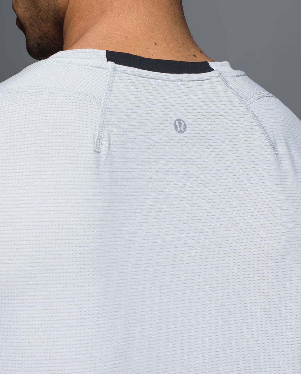 Lululemon Up Front Short Sleeve V - Heathered Light Grey / Black