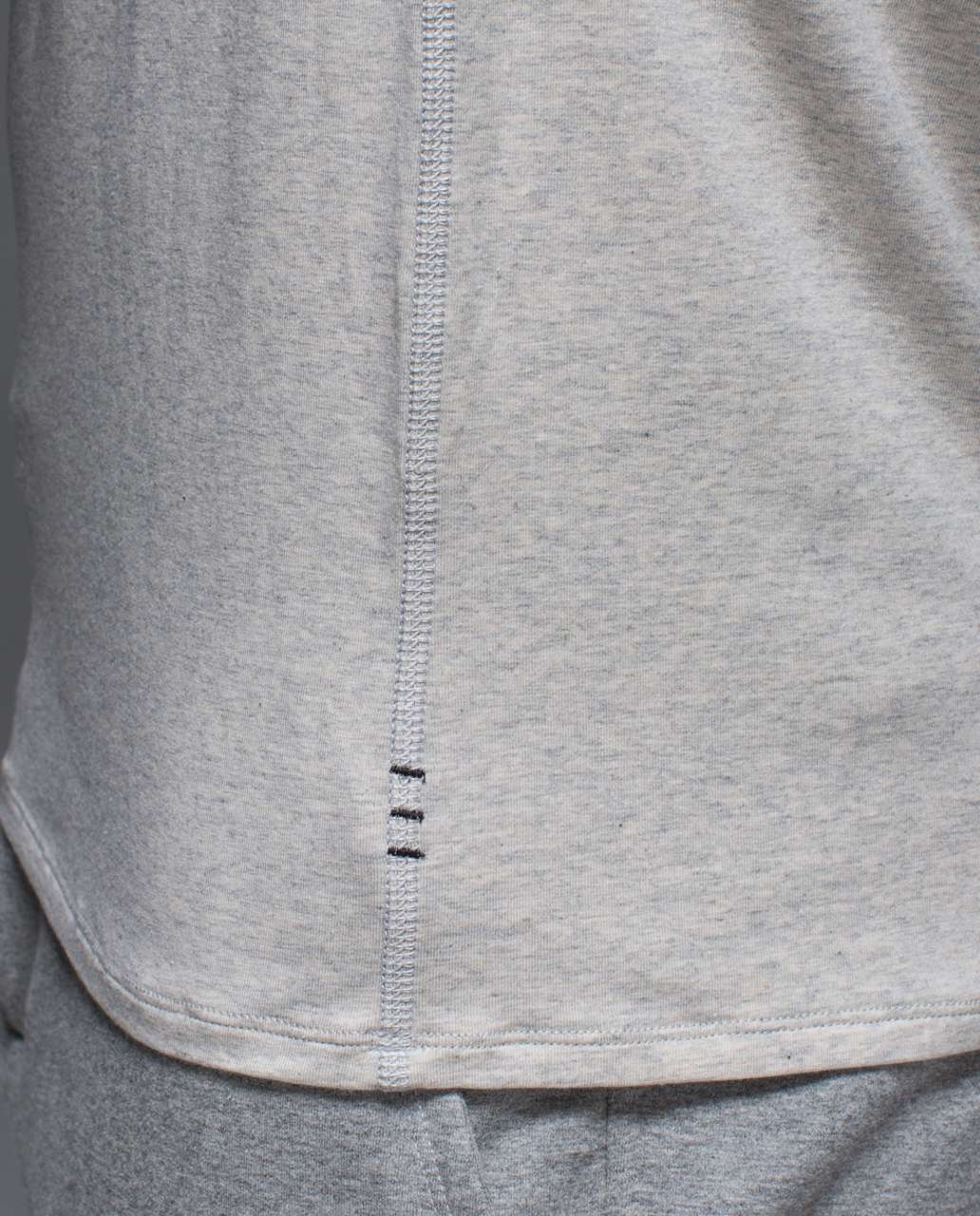 Lululemon Rival Henley - Heathered Light Grey