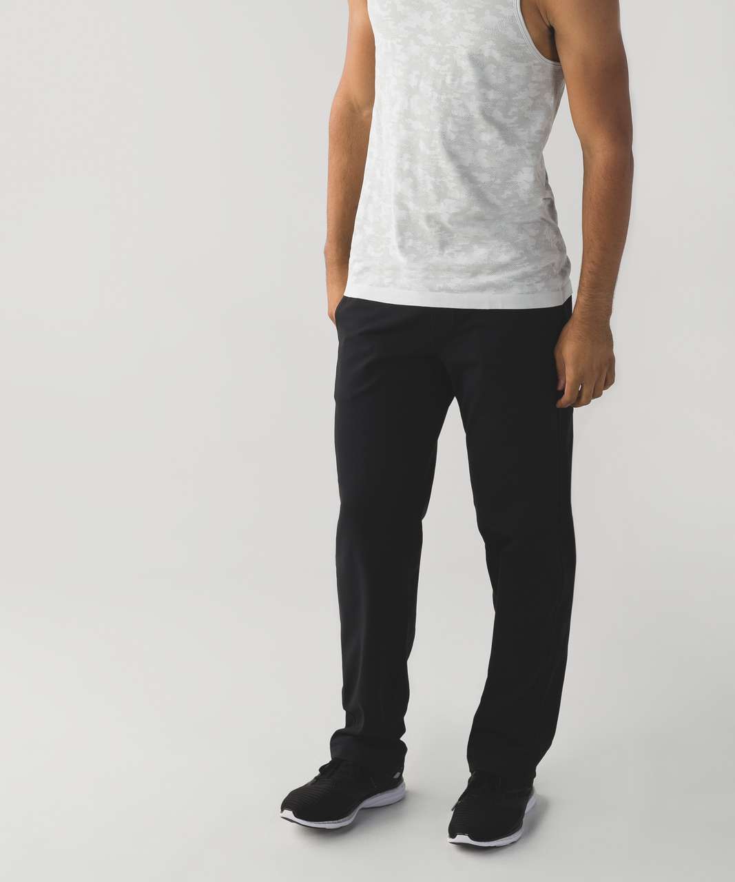 Lululemon Kung Fu Pant 2.0 (Regular) - Black (First Release)